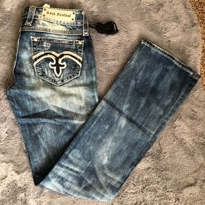 Rock revival size 30 inseam 33.5 inches waist straight across 15.5 inches